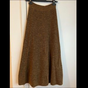Knit long skirt
